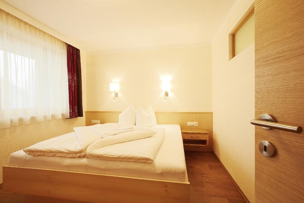 Apart Miramunt Ladis Exterior photo